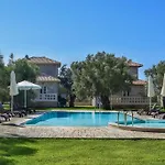 *oneiro*/5 Min From Town And Sea/mountain View ヴィラ Frínion