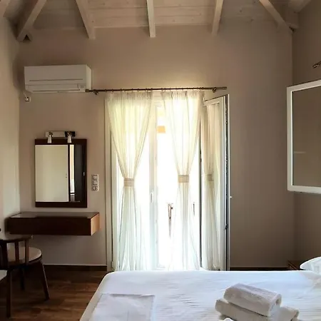 *oneiro*/5 Min From Town And Sea/mountain View Frínion